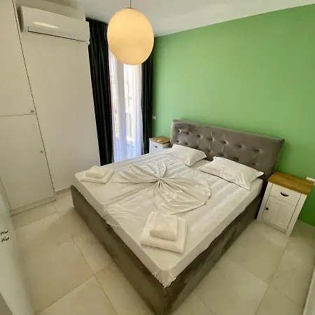 Riviera Breeze Haven A25
