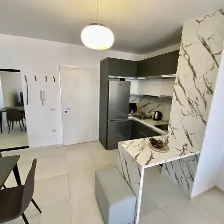 Apartment Riviera Breeze Haven A25