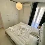 Riviera Breeze Haven A25 *