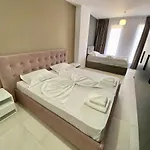 아파트 Riviera Breeze Haven A25 *