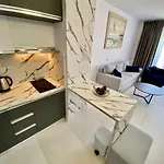 Riviera Breeze Haven A25 아파트 Durrës